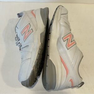 New Balance Woman’s 608v5 Sneakers White Pink Sz 8 Running Cross Trainers Casual